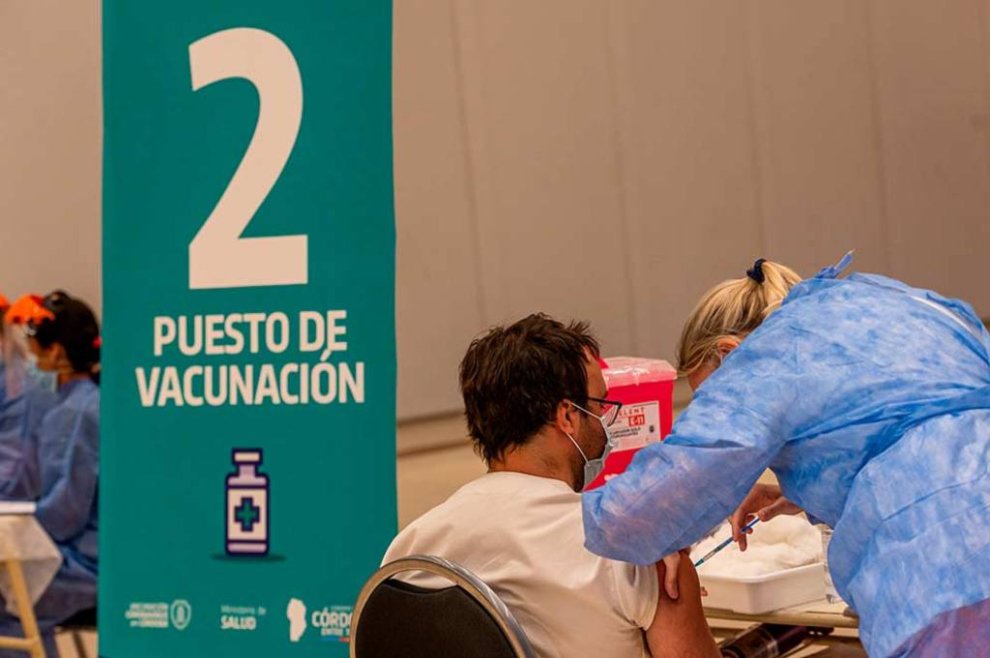 Córdoba: más de la mitad de las personas internadas por Covid no están vacunadas